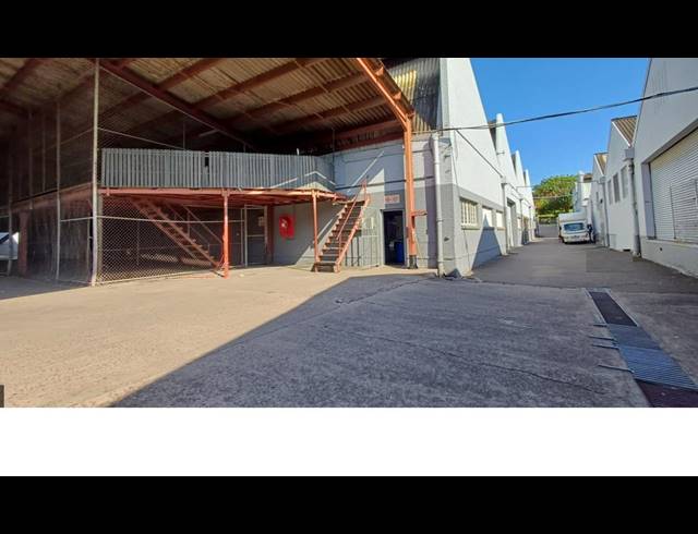 669M² WAREHOUSE TO LET IN CONGELLA
